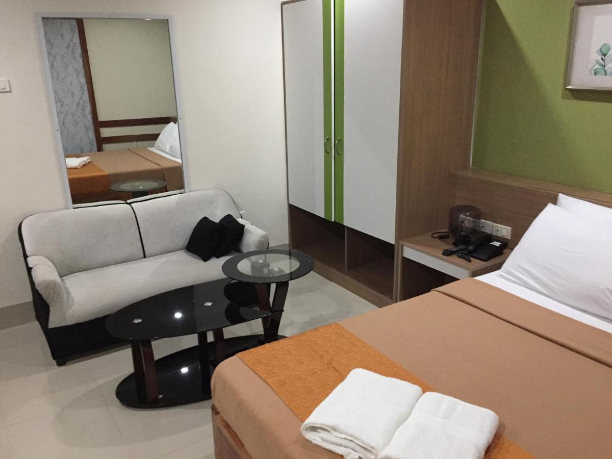 Reddoorz Plus @ Abc Landmark Hotel Kidapawan Экстерьер фото
