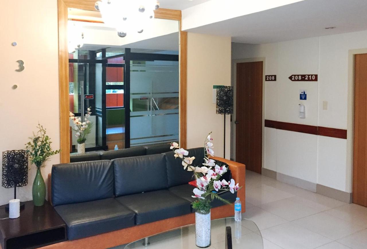 Reddoorz Plus @ Abc Landmark Hotel Kidapawan Экстерьер фото